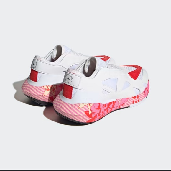 Stella McCartney adidas Ultra Boost 22 - Picture 3 of 11